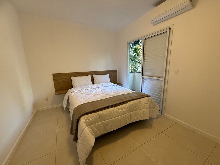 Metrô Vila Madalena - Oswaldo Bittar I