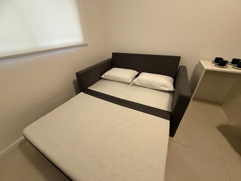 Metrô Vila Madalena - Oswaldo Bittar I