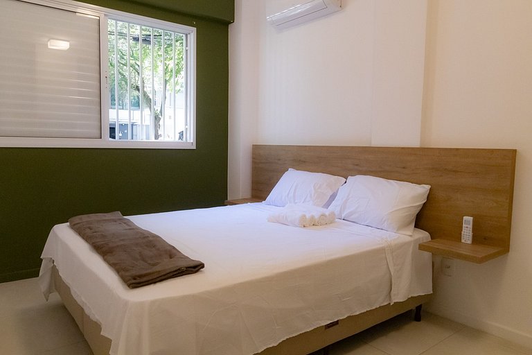 Metrô Vila Madalena - Oswaldo Bittar I