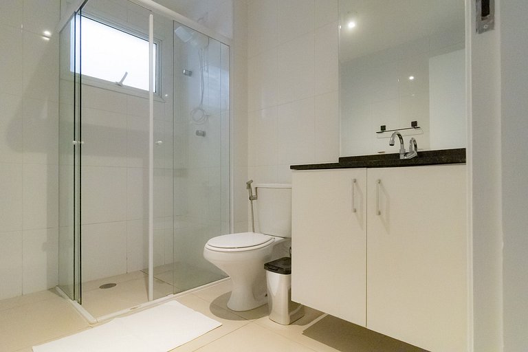 Metrô Vila Madalena - Oswaldo Bittar I