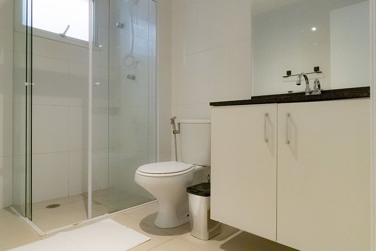 Metrô Vila Madalena - Oswaldo Bittar I